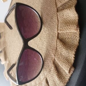 Black cat eye sunglasses